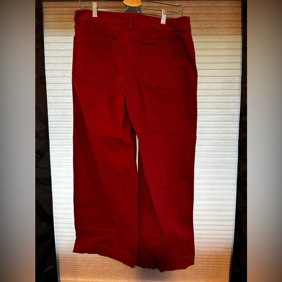 One 5 One Red Cropped pant - Picture 4 of 4